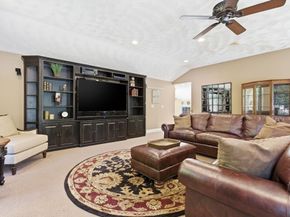 7 Parsons Lane, Billerica MA 01821