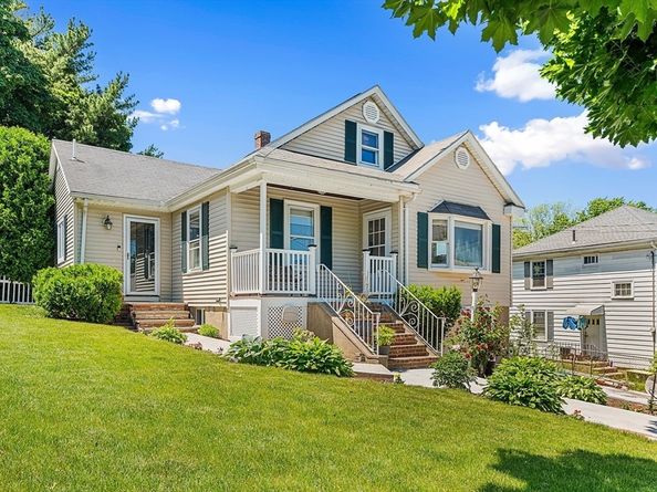 3 Fitz Road, Peabody MA 01960