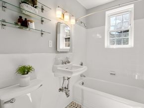 16 Ware Street 31, Cambridge MA 02138