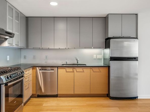 303 Third St 705, Cambridge MA 02142