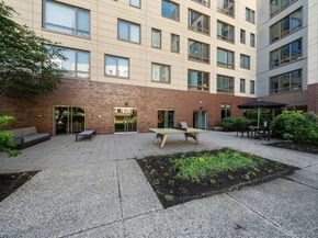 303 Third St 705, Cambridge MA 02142