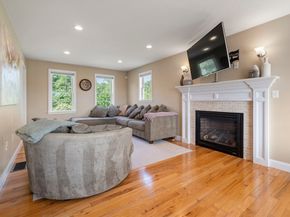 73 Franklin St, Halifax MA 02338
