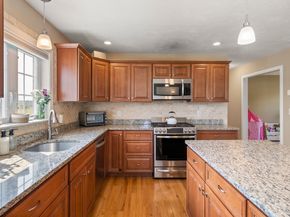73 Franklin St, Halifax MA 02338