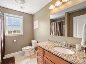73 Franklin St, Halifax MA 02338