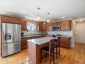 73 Franklin St, Halifax MA 02338