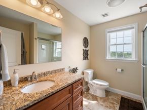 73 Franklin St, Halifax MA 02338