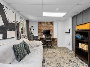 9 Lakeshore Dr, Norfolk MA 02056