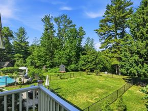 26 Acorn St, Duxbury MA 02332