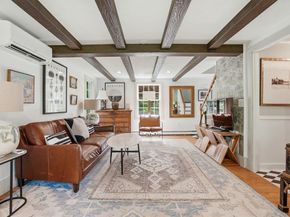26 Acorn St, Duxbury MA 02332