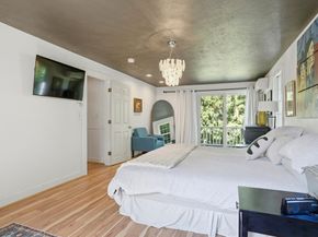 26 Acorn St, Duxbury MA 02332