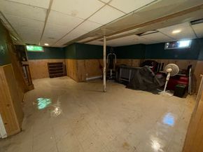 28 Budd Dr, Dudley MA 01571