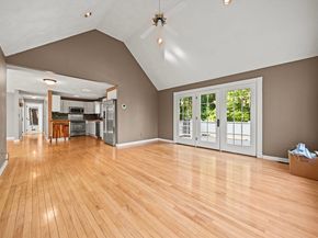 158 King St, Groveland MA 01834