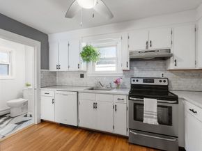 12 Johnson Ave, Peabody MA 01960