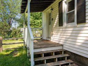 224 Turkey Hill Rd, Rutland MA 01543