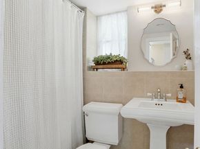 4 Short Street Pl, Boston MA 02129