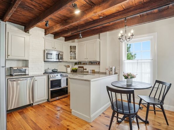 4 Short Street Pl, Boston MA 02129
