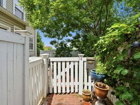 4 Short Street Pl, Boston MA 02129