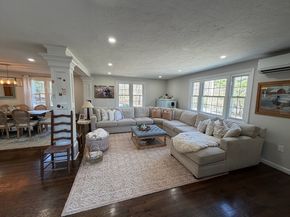 485 Hartford Ave, Uxbridge MA 01569