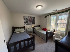 485 Hartford Ave, Uxbridge MA 01569