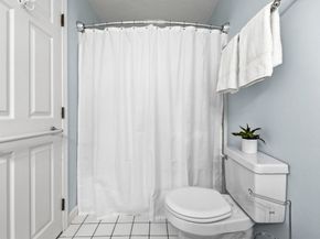 849 Boston Post Rd E 3G, Marlborough MA 01752