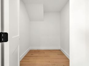 14 Elm 14, Newton MA 02465