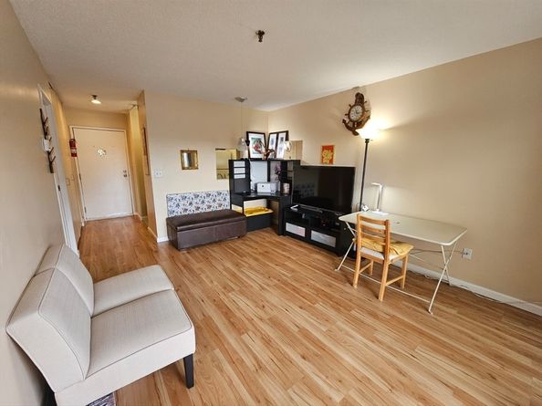 133 Commander 219, Quincy MA 02171