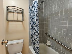 133 Commander 219, Quincy MA 02171