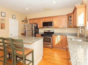 87 Winn 1, Woburn MA 01801