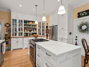 59-R Ellery St, Cambridge MA 02138