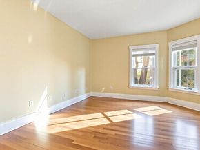 59-R Ellery St, Cambridge MA 02138