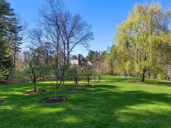 3 Idlewile Lane, Weston MA 02493