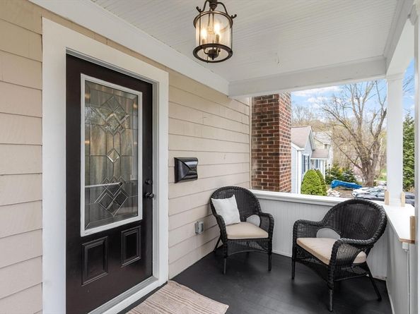 7 Albemarle St, Worcester MA 01605