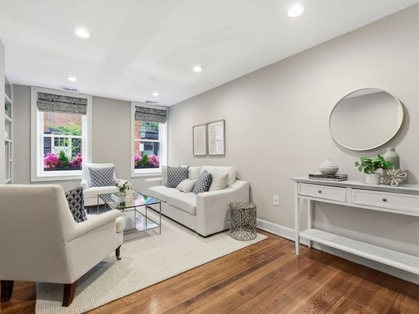 84 Myrtle St 1, Boston MA 02114