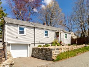 9 Sunset Ave, Holbrook MA 02343
