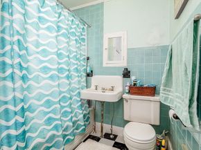 9 Dudley Street, Leominster MA 01453