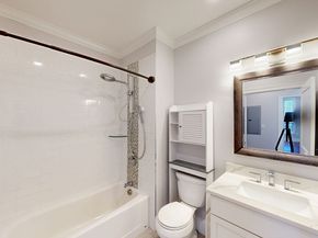 87 Medford St 215, Medford MA 02155