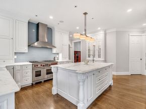 1 Stonefield Lane, Wellesley MA 02482