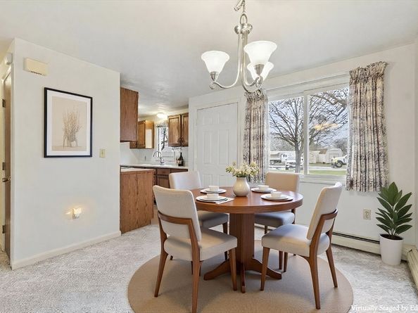 140 Cortland Cir 140, Leominster MA 01453