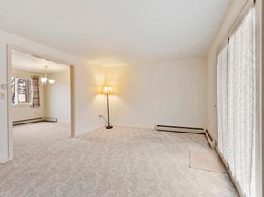 140 Cortland Cir 140, Leominster MA 01453