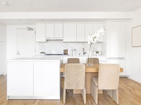 346 Congress St 703, Boston MA 02210