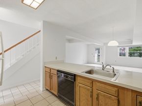 6 Teal Circle 6, Walpole MA 02081