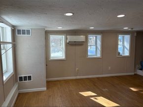 10 Bates Hl, Sturbridge MA 01518