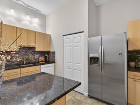 31 Elizabeth St 202, Worcester MA 01605