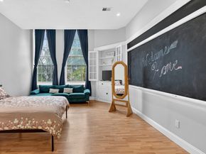 31 Elizabeth St 202, Worcester MA 01605