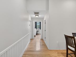 31 Elizabeth St 202, Worcester MA 01605