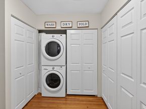 31 Elizabeth St 202, Worcester MA 01605