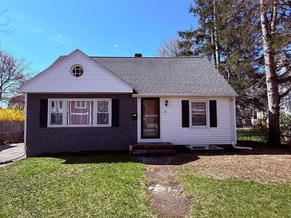 3-A Veterans Memorial Dr, Peabody MA 01960