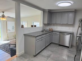3-A Veterans Memorial Dr, Peabody MA 01960