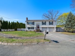 126 Hanscom Ave, Reading MA 01867