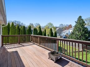 126 Hanscom Ave, Reading MA 01867